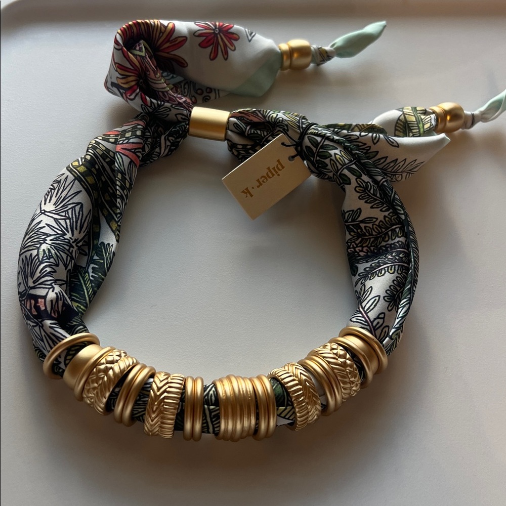NWT Piper K Satin Scarf Necklace - Picture 3 of 7